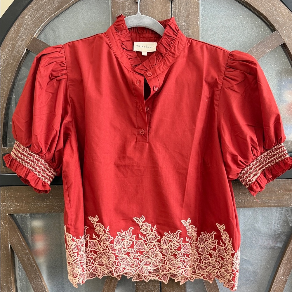 Entro Blouse with Cream Embroidery